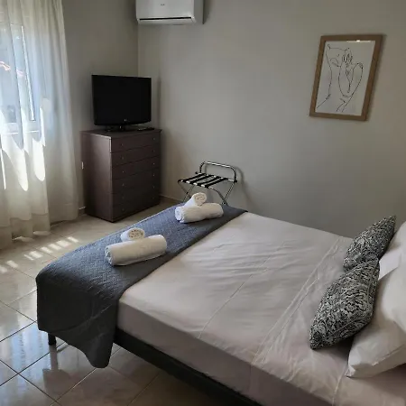 Kronos Villa
